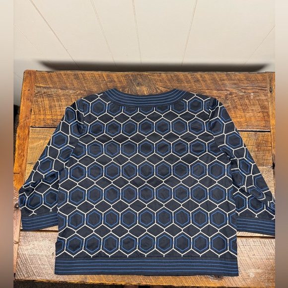 Chico's Elegant Embroidered Black and Blue Jacket - Picture 4 of 4